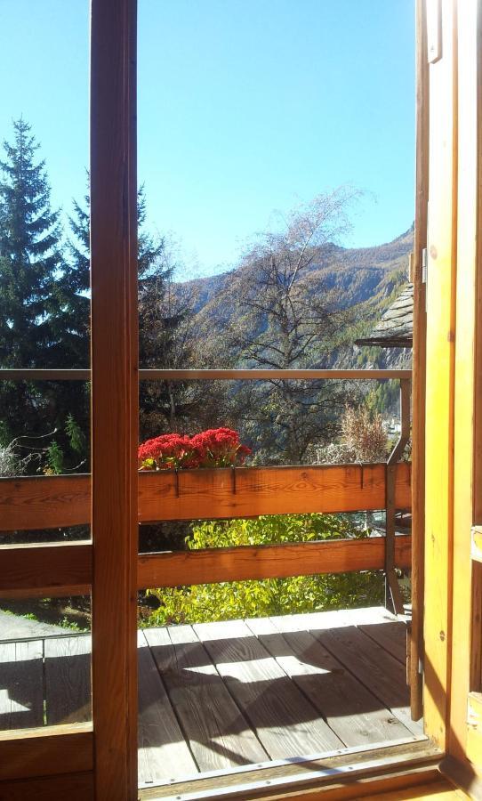 Cervinia-Valt Sport & Relax House Apartment Valtournenche Bagian luar foto